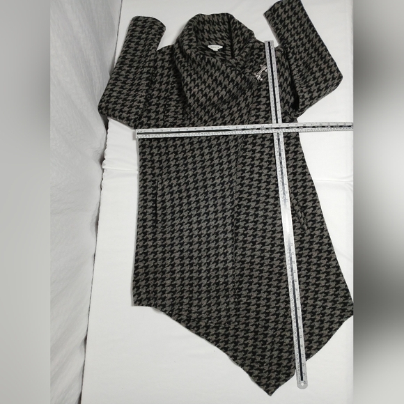 Garnet Hill Asymmetrical Boiled Wool Coat. Ladies Size 8 - Picture 4 of 10